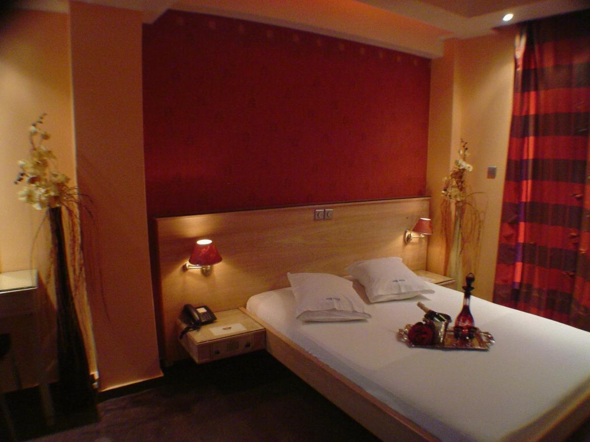 Hotel Niki Пірей Номер фото